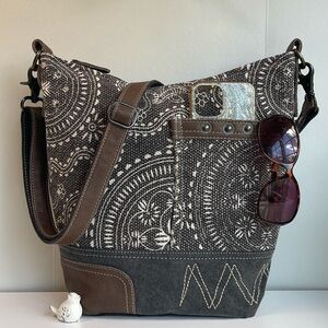 Myra Bag Crossbody Bag
